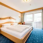 Hotell Moserhof 4*