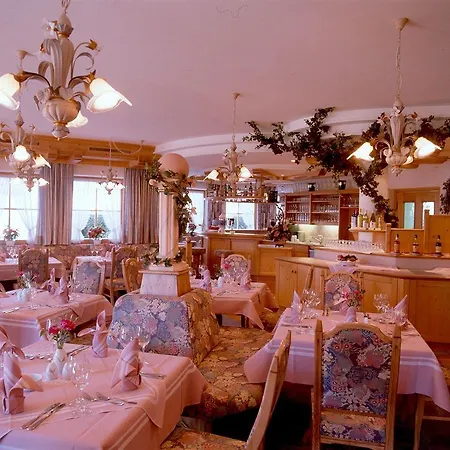 Hotel Moserhof 4*