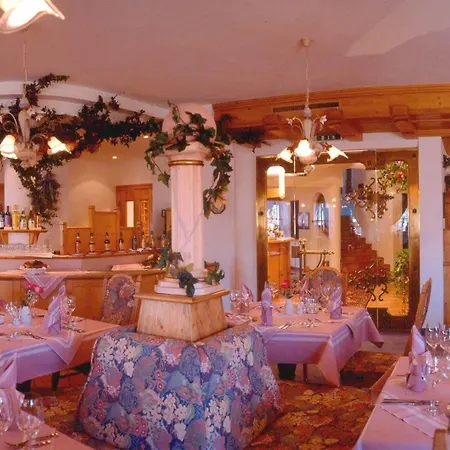Hotel Moserhof 4*