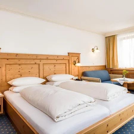 莫泽霍夫酒店 4*